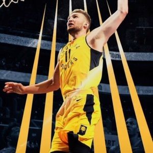 Meet your Posher, Zachary